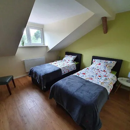 Am Bahnhof Apartmán *